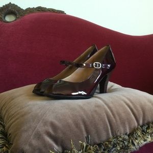 Sofft Peep Toe Heels
